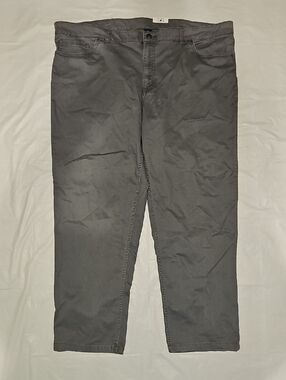 George Men's 44 x 30 Gray Straight Leg Khaki Pants New